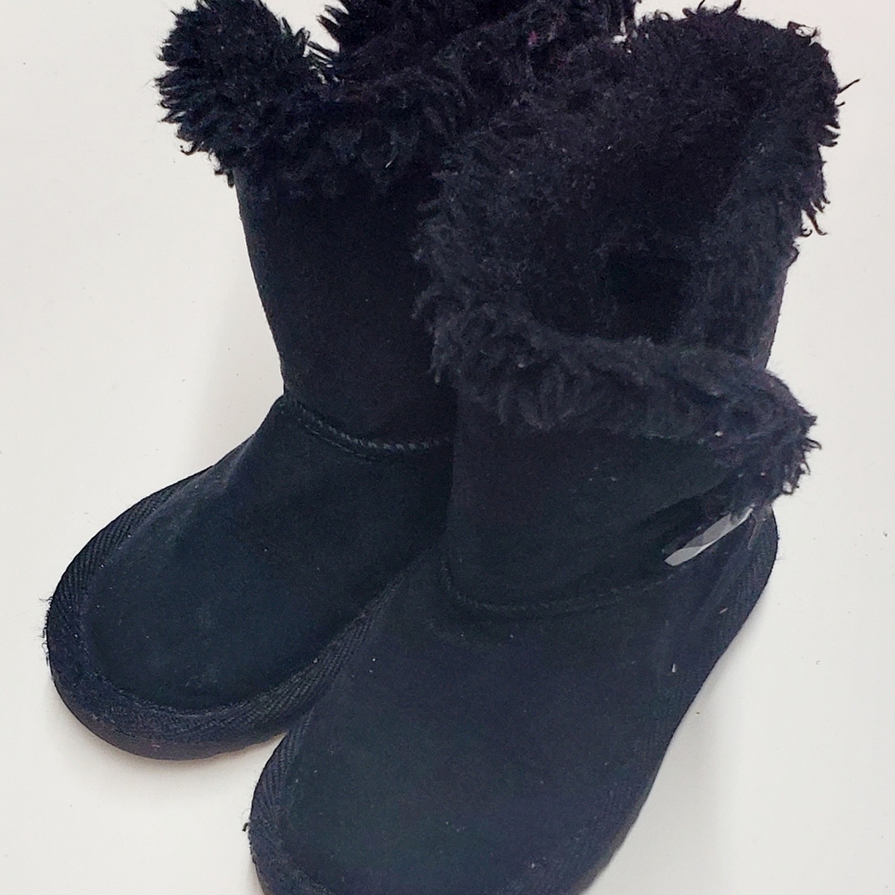 Piper Kids Fuzzy Winter Cold Weather Boot